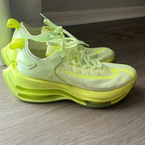 Nike zoom double stacked green